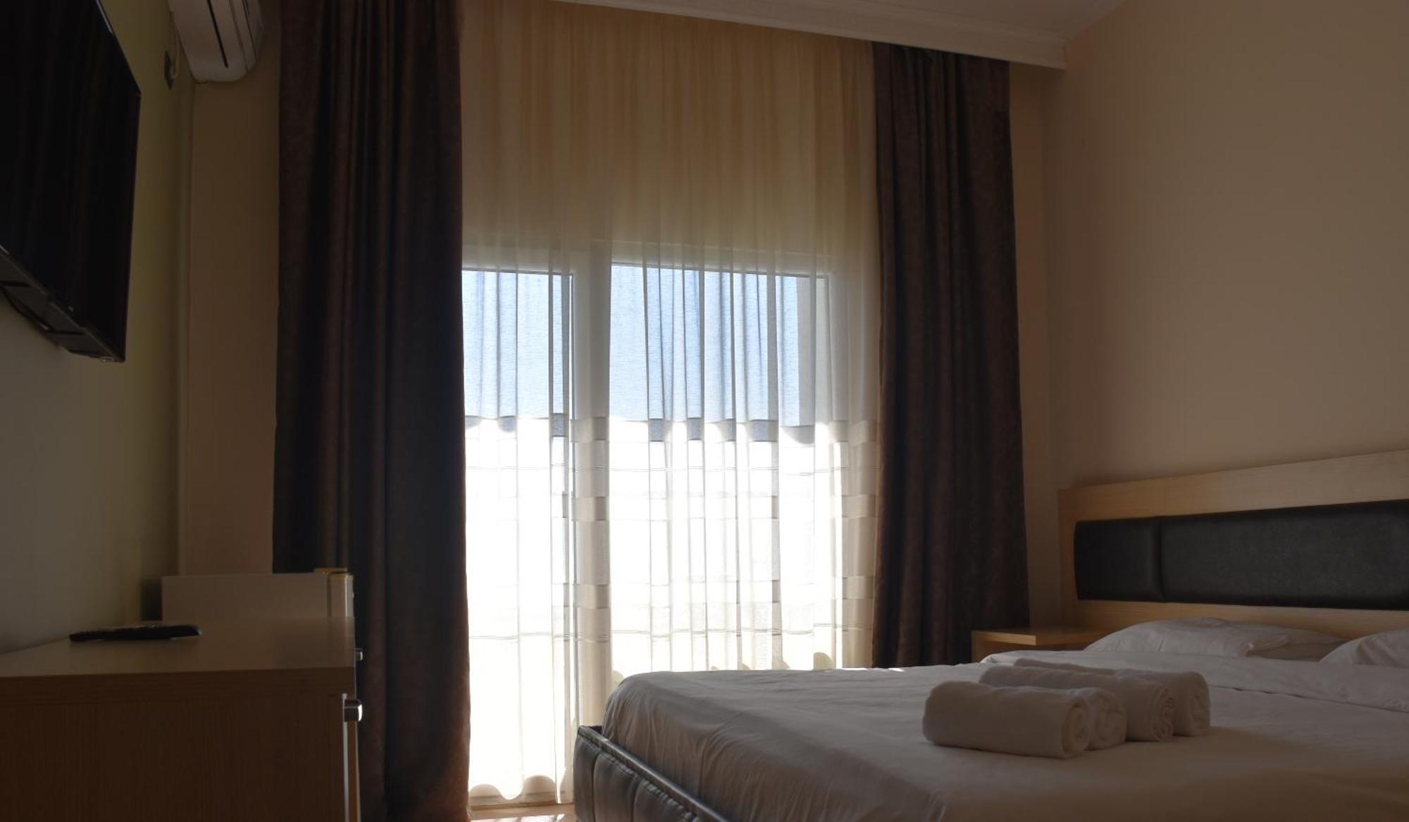 Hotel Vivas Durres Exterior photo