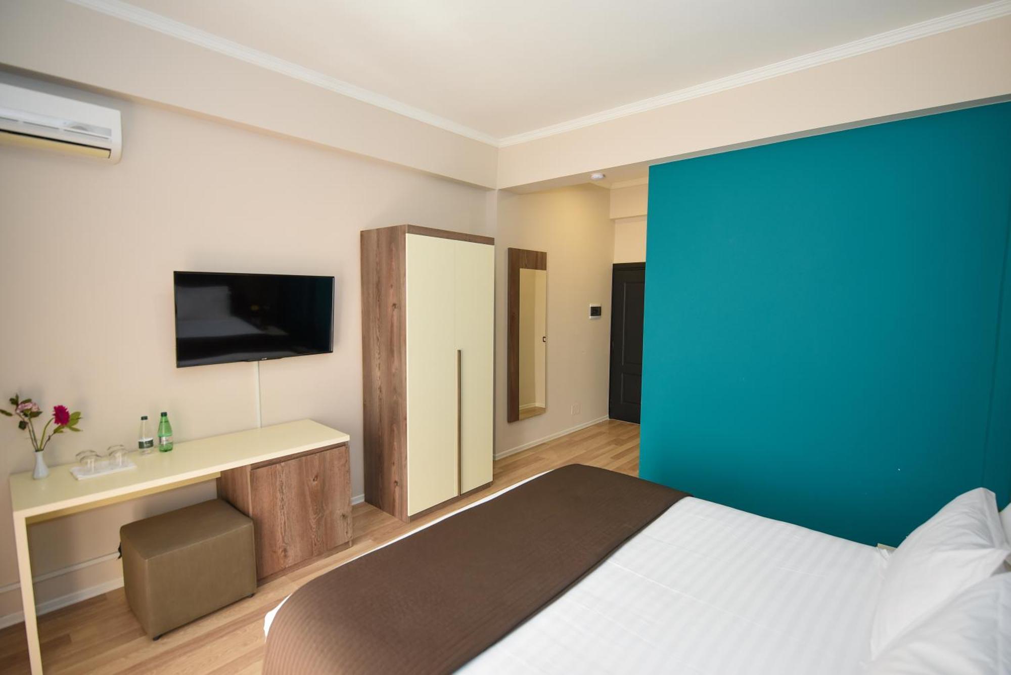 Hotel Vivas Durres Exterior photo